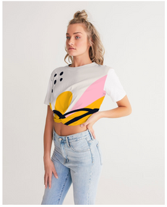 Le Groove en Rose Front Cropped Tee-Special Edition!